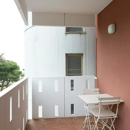 134 - Bilocale Vista Mare Con Terrazzo E Parking Coperto Lignano Sabbiadoro